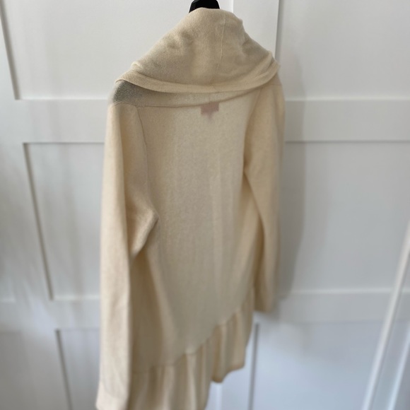 Lilly Pulitzer Cashmere Cardigan - Picture 2 of 2